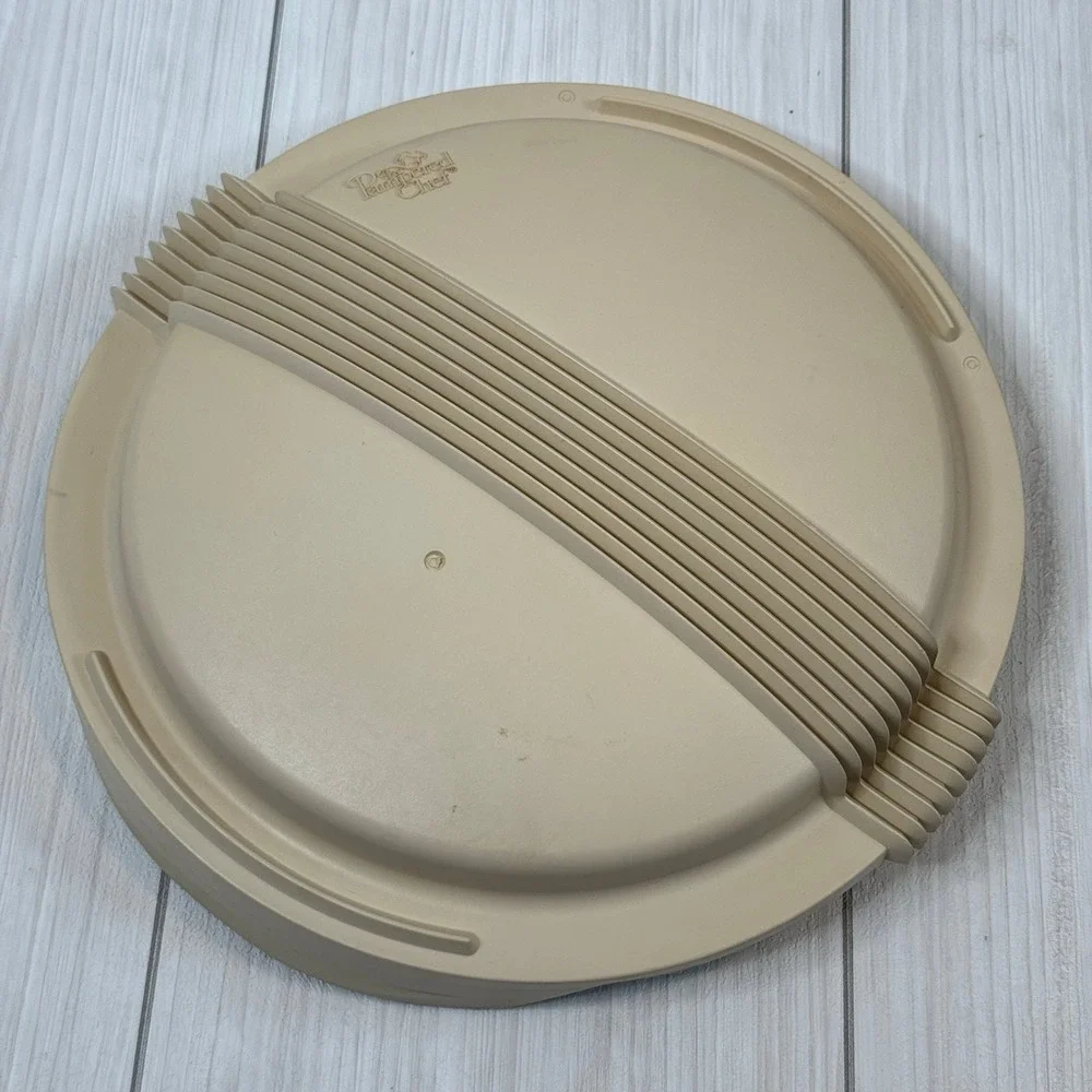Pampered Chef Tan Round Deep Dish Baking Lid Cover 1391